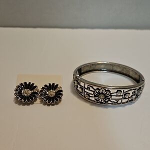 Black & Silver Tone Floral Bracelet & Earring Set